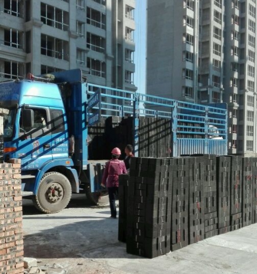車庫排水板廠家http://www.www.lhfzfs.cn/